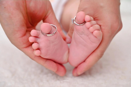 湘潭宝宝不抱就哭怎么办 湘潭宝宝不抱就哭怎么办